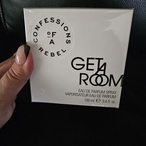 Confessions of a Rebel "Get a Room" 3.4oz